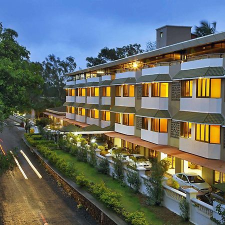 Hotel Sterling Lonavala Extérieur photo